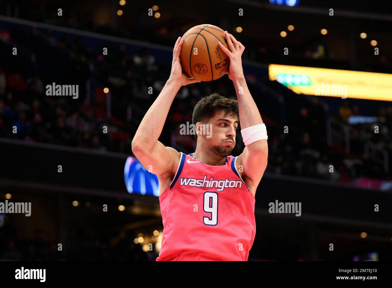 Washington Wizards forward Deni Avdija (9) in action during the second
