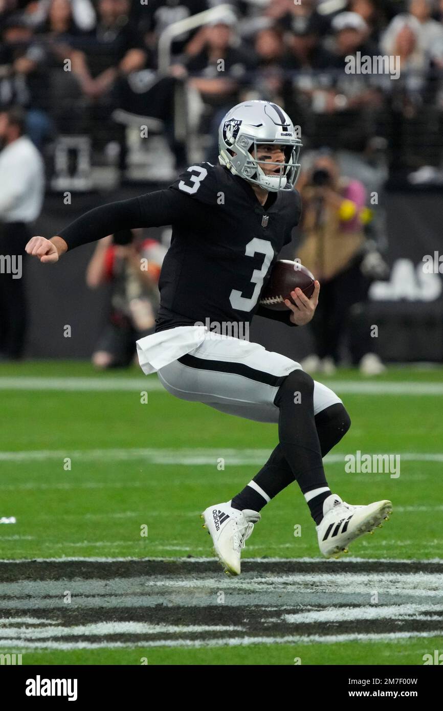Las Vegas Raiders quarterback Jarrett Stidham (3) runs the ball against