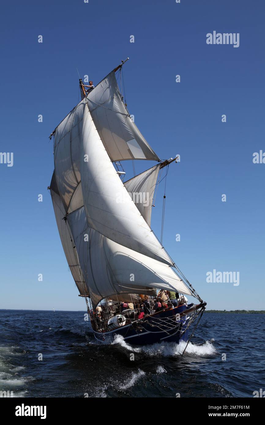 Canadian brigantine Playfair, Lake Ontario, 2014 Stock Photo Alamy