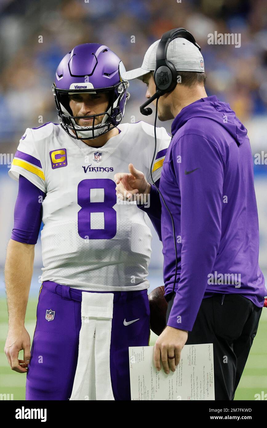 Minnesota Vikings head coach Kevin O'Connell talks to Kirk Cousins
