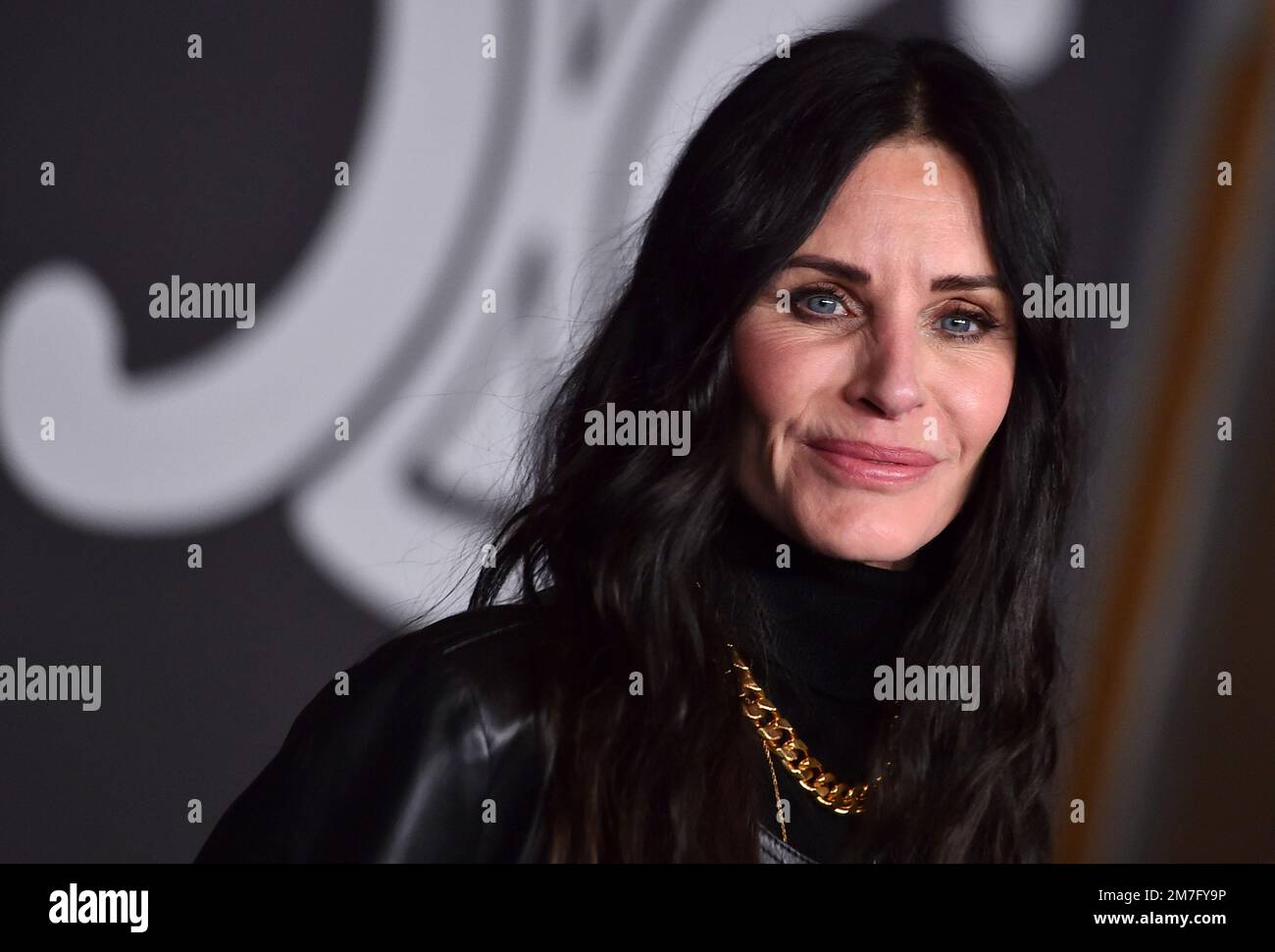 Courteney Cox arrives at the Celine Fall/Winter 2023 Fashion Show on