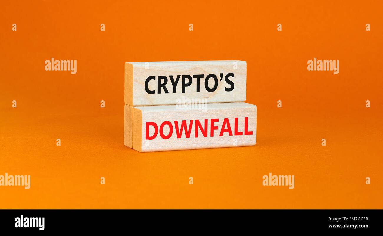 Market collapse bitcoin hi-res stock photography and images - Page 9 - Alamy