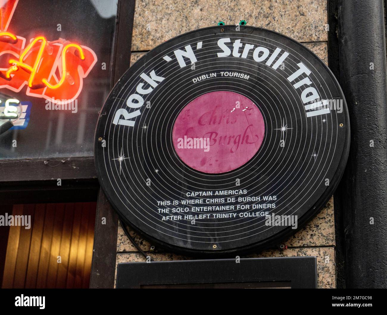 The plaque to Chris De Burgh outside Captain America’s Cookhouse and Bar in Grafton Street, Dublin, Ireland. Chris was the house singer for a time. Stock Photo