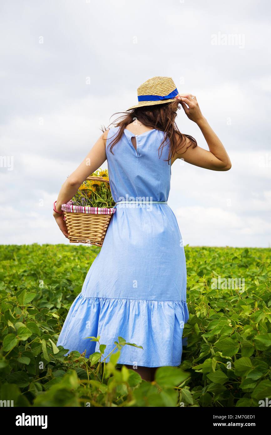Girl in white dress walks hi-res stock photography and images - Alamy