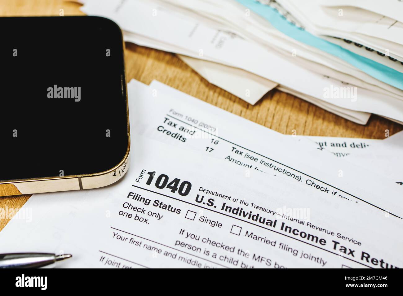 Table of annual income tax hi-res stock photography and images - Alamy