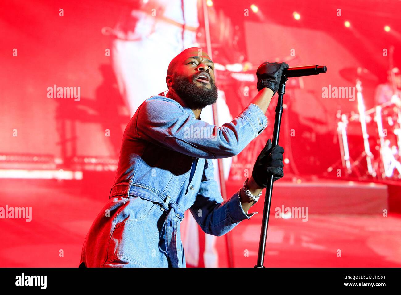 January 7, 2023, Los Angeles, California, USA: LOS ANGELES - JAN 7: Duckwrth performing during AT&T Playoff Playlist Live! at the Banc of California Stadium on January 7, 2023 in Los Angeles, CA (Credit Image: © Nina Prommer/ZUMA Press Wire) EDITORIAL USAGE ONLY! Not for Commercial USAGE! Stock Photo