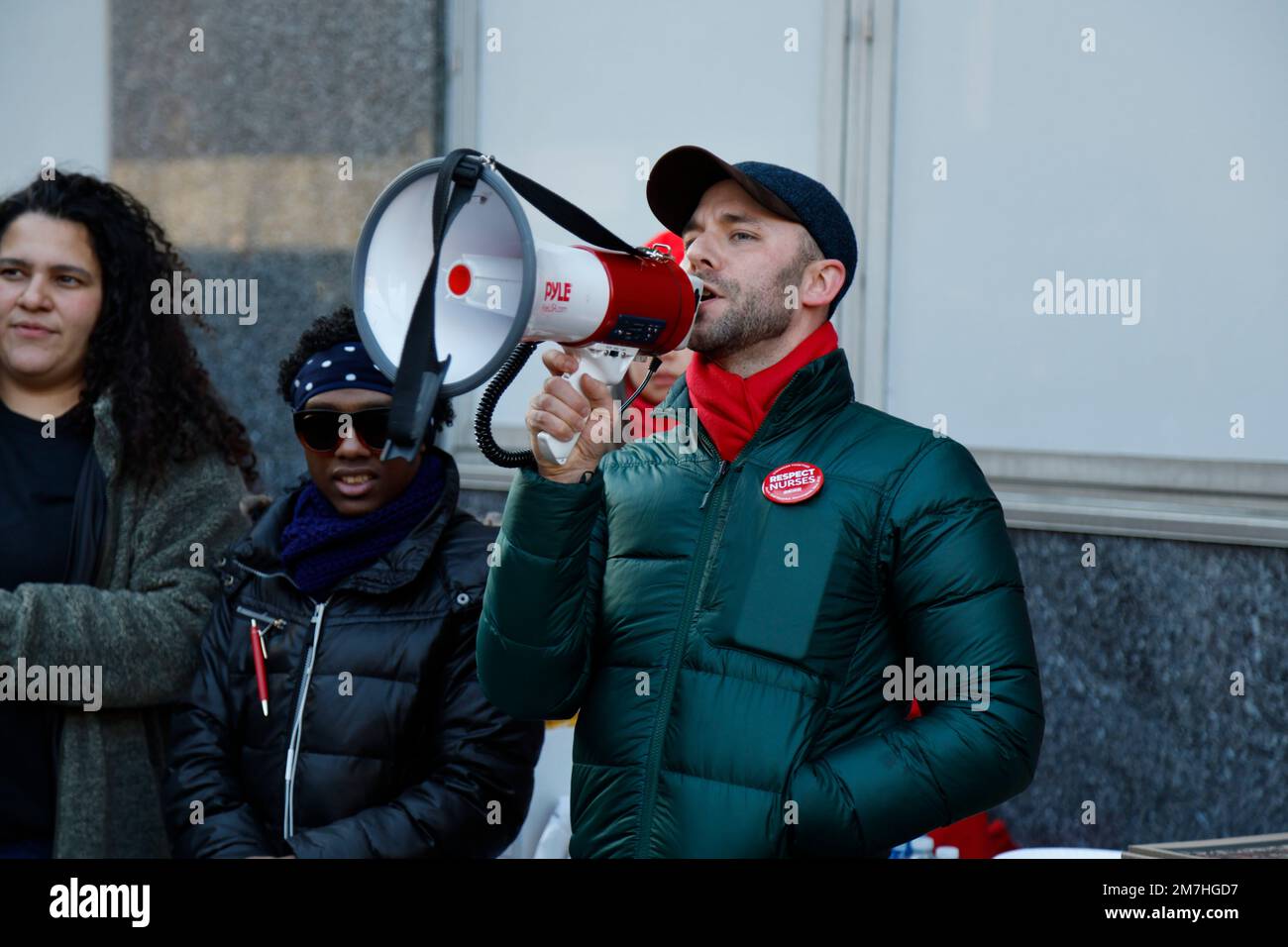 Monday January 9, 2023 NYC Nurses go on strike in front of Mount Sinai