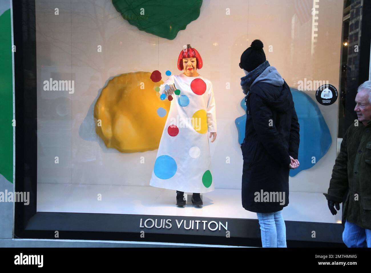 Japanese artist Yayoi Kusama robot displayed at Louis Vuitton store in New  York