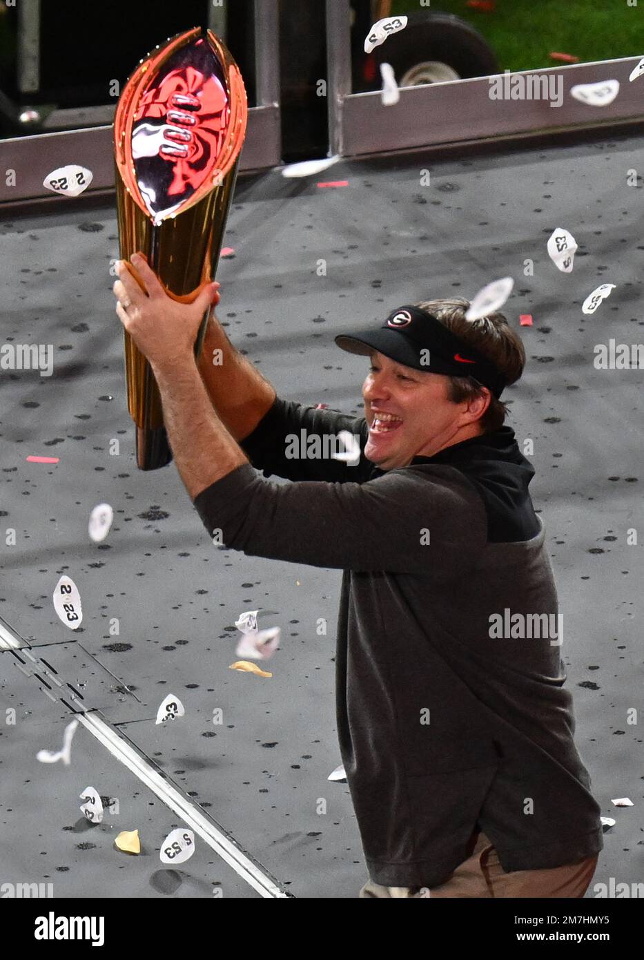 Inglewood, United States. 09th Jan, 2023. Georgia head coach Kirby Smart raises the National College Football Championship Trophy after the Bulldogs defeated the TCU Horned Frogs 65-7 in the 2023 NCAA College Football National Championship at SoFi Stadium in Inglewood, California, on Monday, January 9, 2023. Photo by Jon SooHoo/UPI Credit: UPI/Alamy Live News Stock Photo