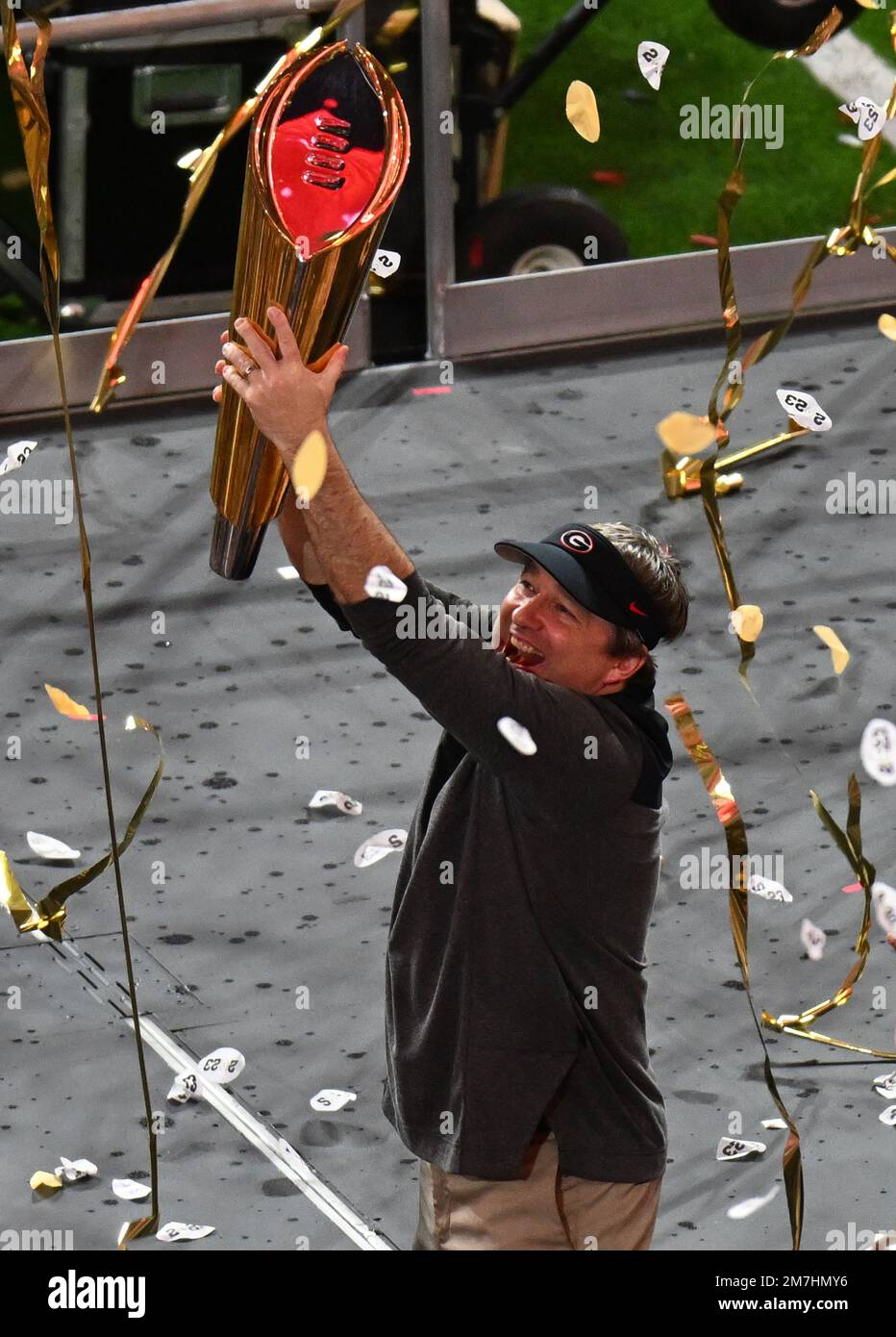 Inglewood, United States. 09th Jan, 2023. Georgia head coach Kirby Smart raises the National College Football Championship Trophy after the Bulldogs defeated the TCU Horned Frogs 65-7 in the 2023 NCAA College Football National Championship at SoFi Stadium in Inglewood, California, on Monday, January 9, 2023. Photo by Jon SooHoo/UPI Credit: UPI/Alamy Live News Stock Photo