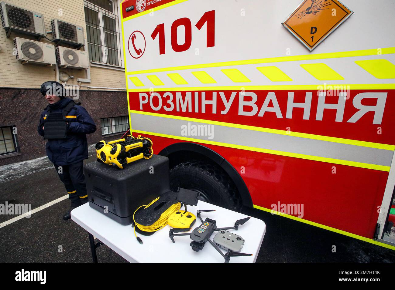 Non Exclusive: KYIV, UKRAINE - JANUARY 9, 2023 - Equipment is on ...
