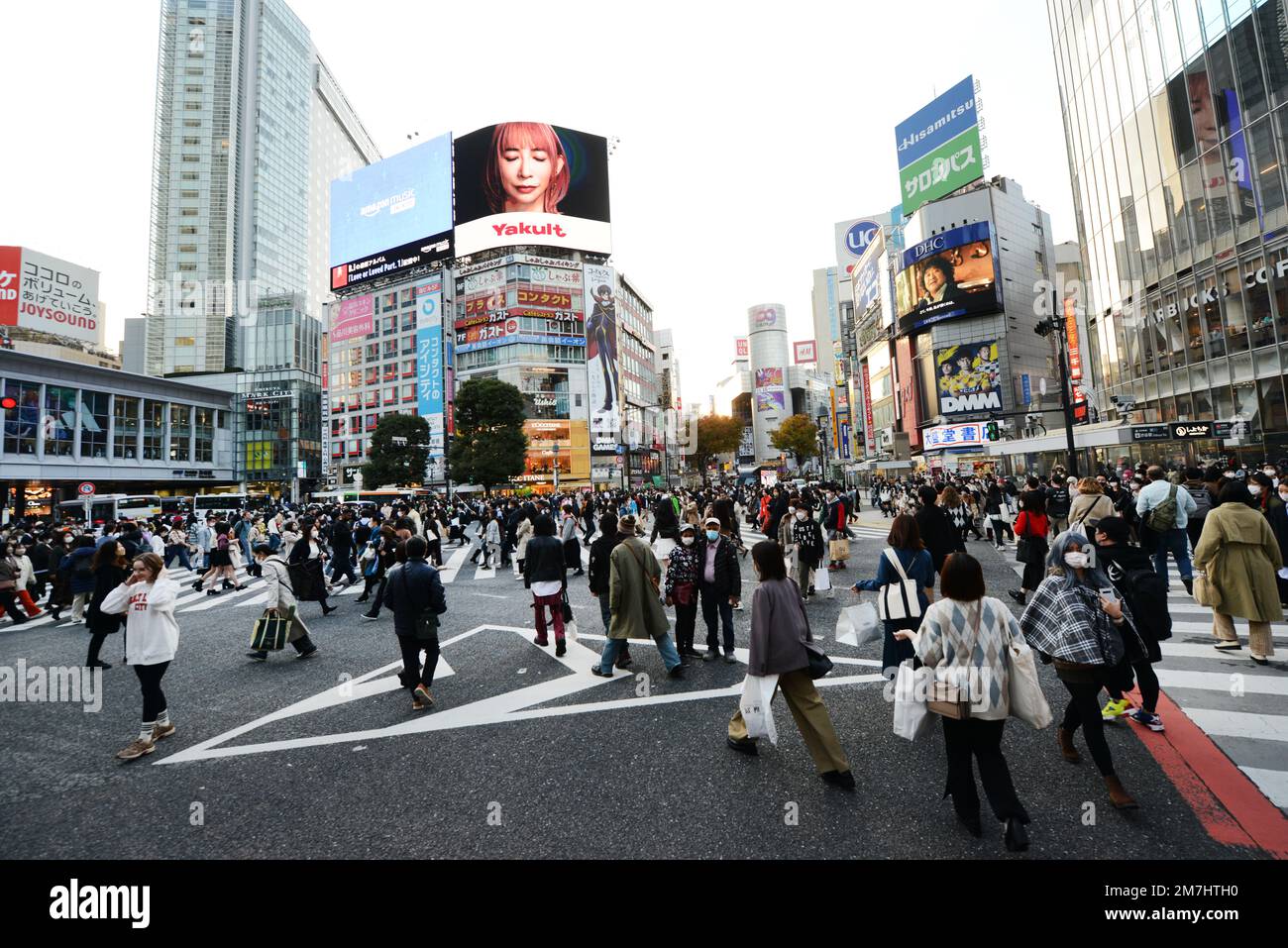Shibuya Crossing is the world's busiest pedestrian crossing. Shibuya, Tokyo, Japan. Stock Photo