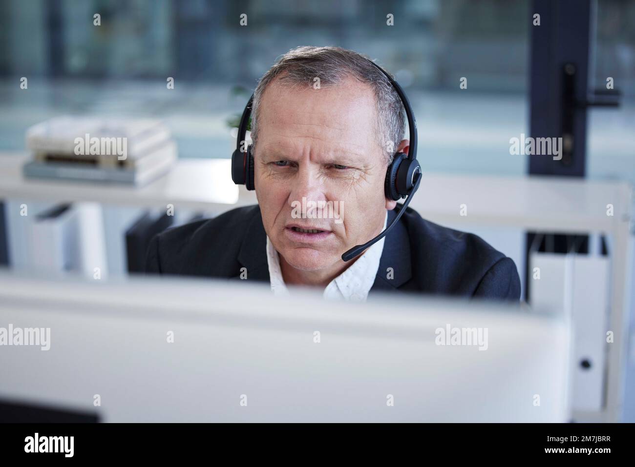 Man virtual call angry hi-res stock photography and images - Alamy