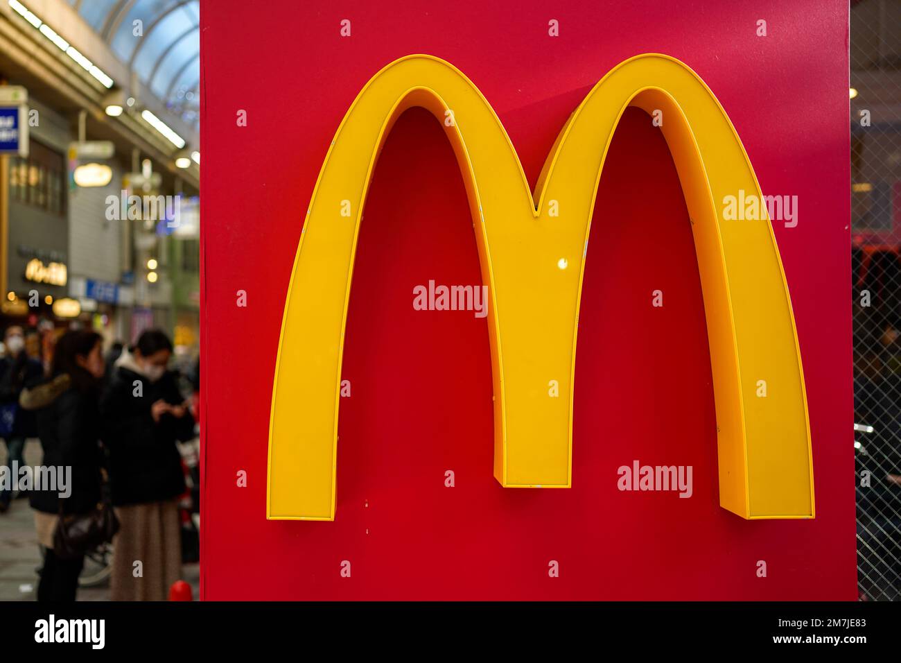 Tokyo, Japan. 10th Jan, 2023. The logo of McDonalds is seen in Tokyo, Japan on January 10, 2023. McDonalds Japan stated a price hike for the third time in 10 months as the company will raise prices on some 80 percent of its menu items due to the spreading inflation. Consumer prices in Tokyo rose 4.0 percent, the biggest rise in about four decades. Credit: AFLO/Alamy Live News Stock Photo