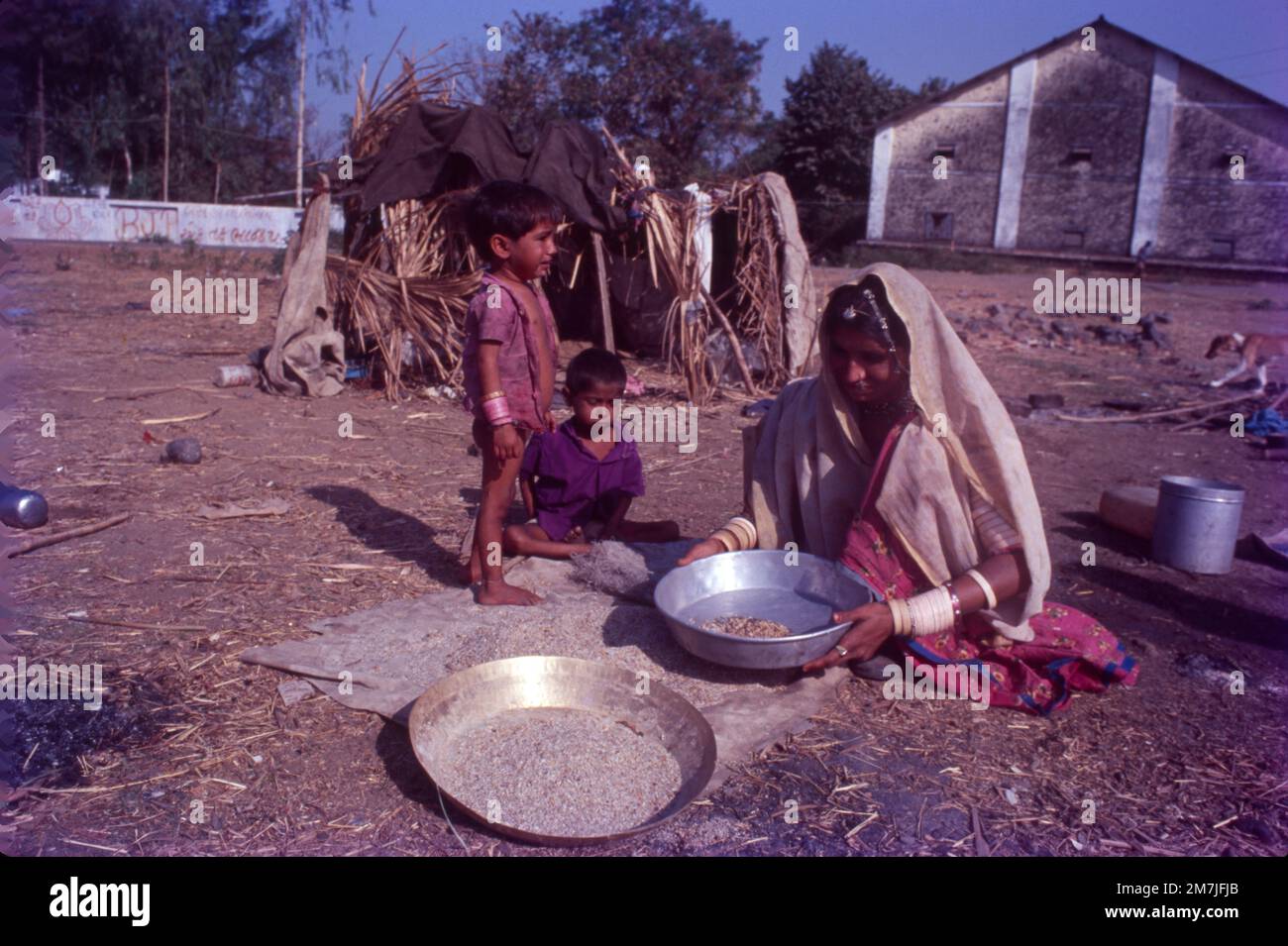 Banzara (Gypsy) Family in Gujrat Village, India Stock Photo