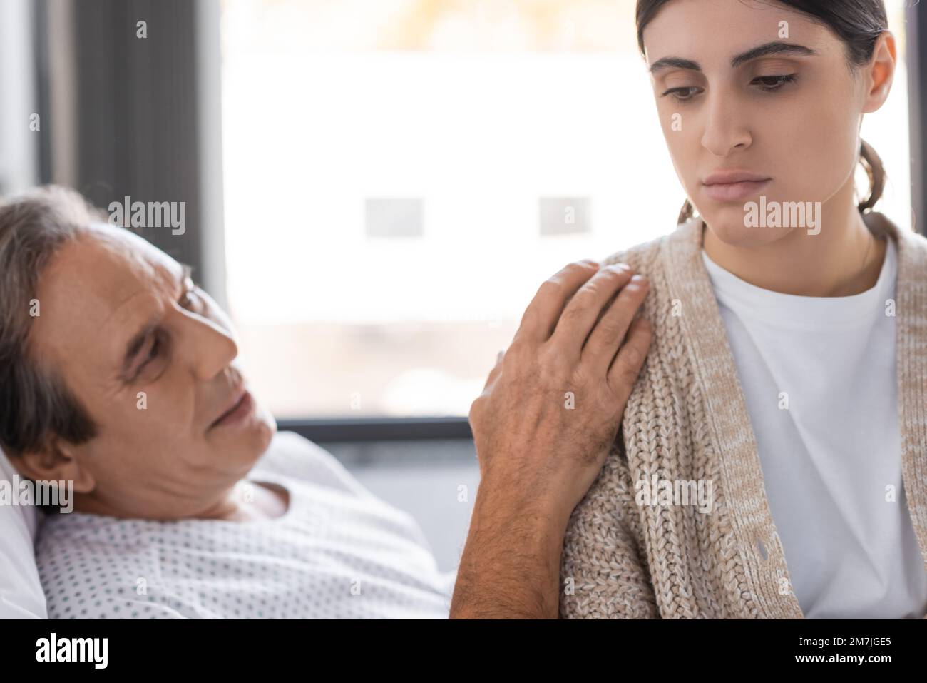 Hospital bed visitor stock hi-res stock photography and images - Alamy