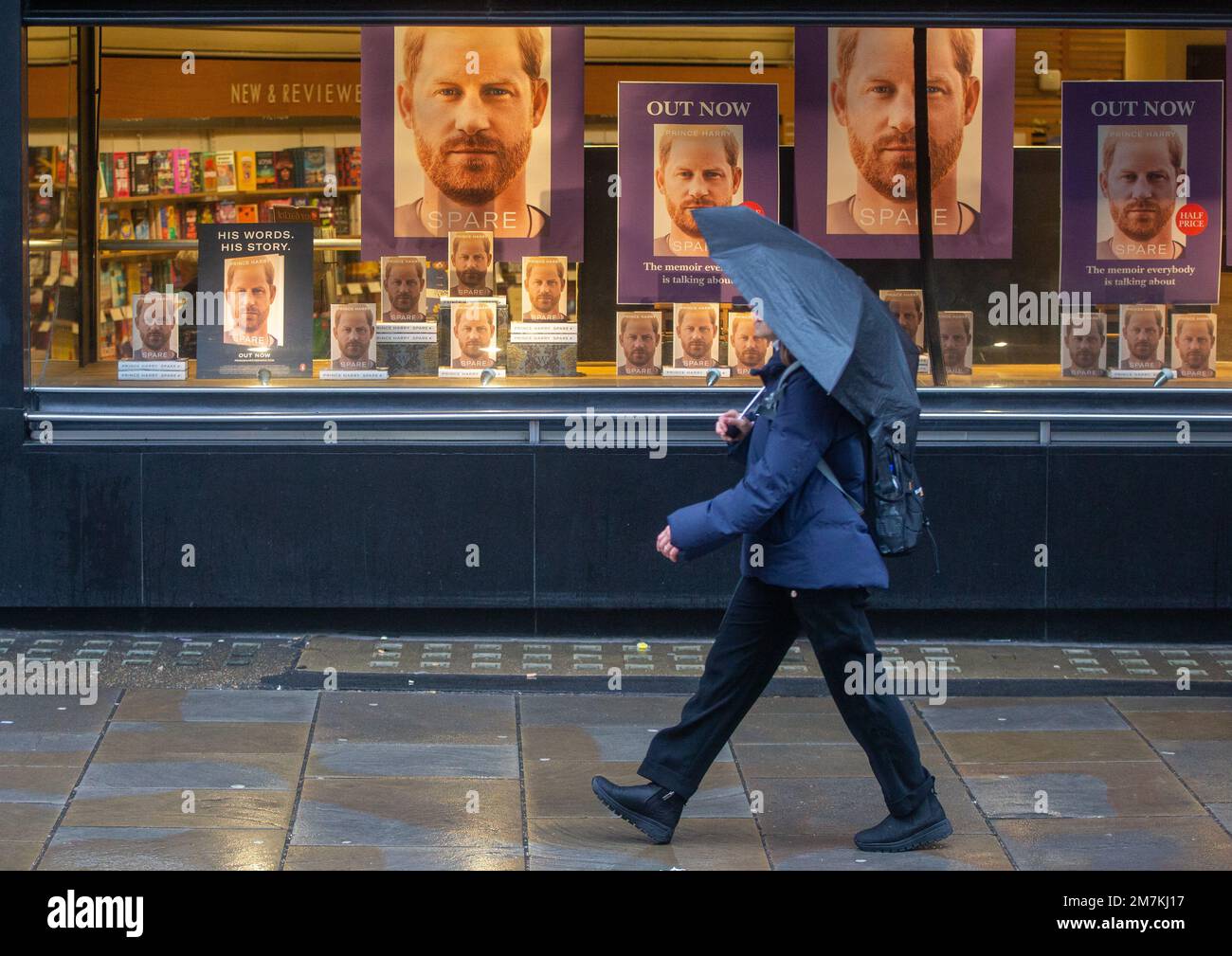 London, England, UK. 10th Jan, 2023. A bookstore window in central London is seen as Prince Harry's book 'Spare'' is launched in London, (Credit Image: © Tayfun Salci/ZUMA Press Wire) EDITORIAL USAGE ONLY! Not for Commercial USAGE! Credit: ZUMA Press, Inc./Alamy Live News Stock Photo