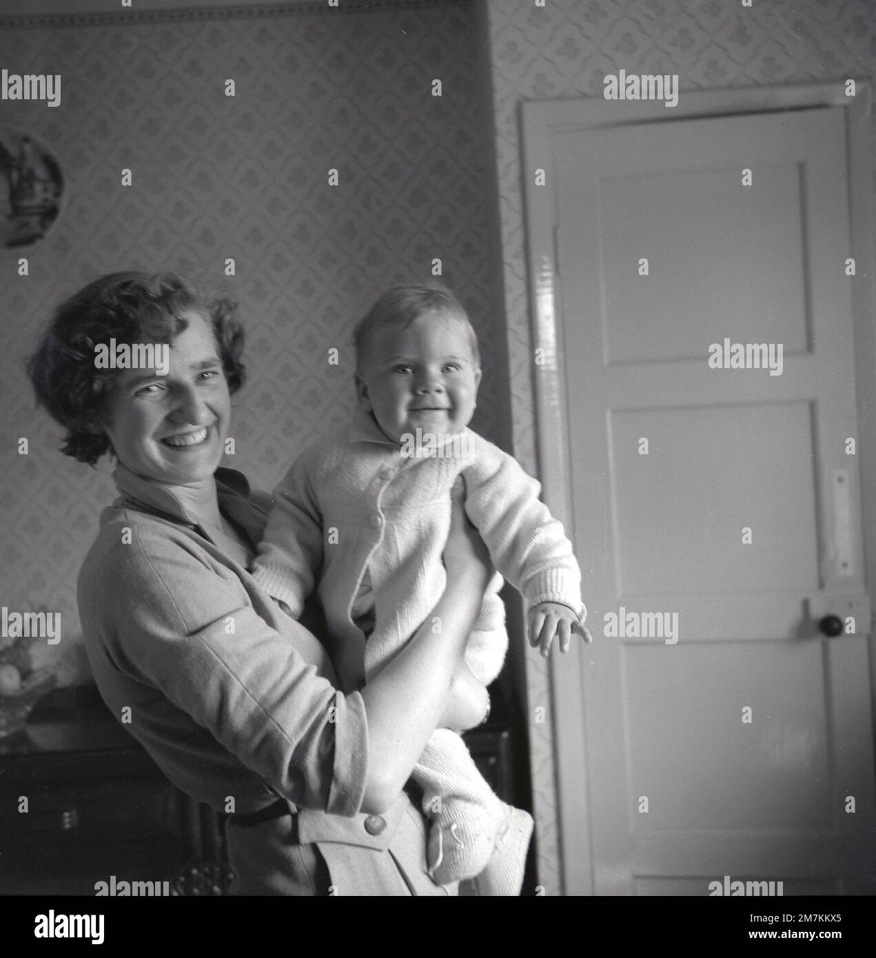 Party mothers Black and White Stock Photos & Images - Page 2 - Alamy