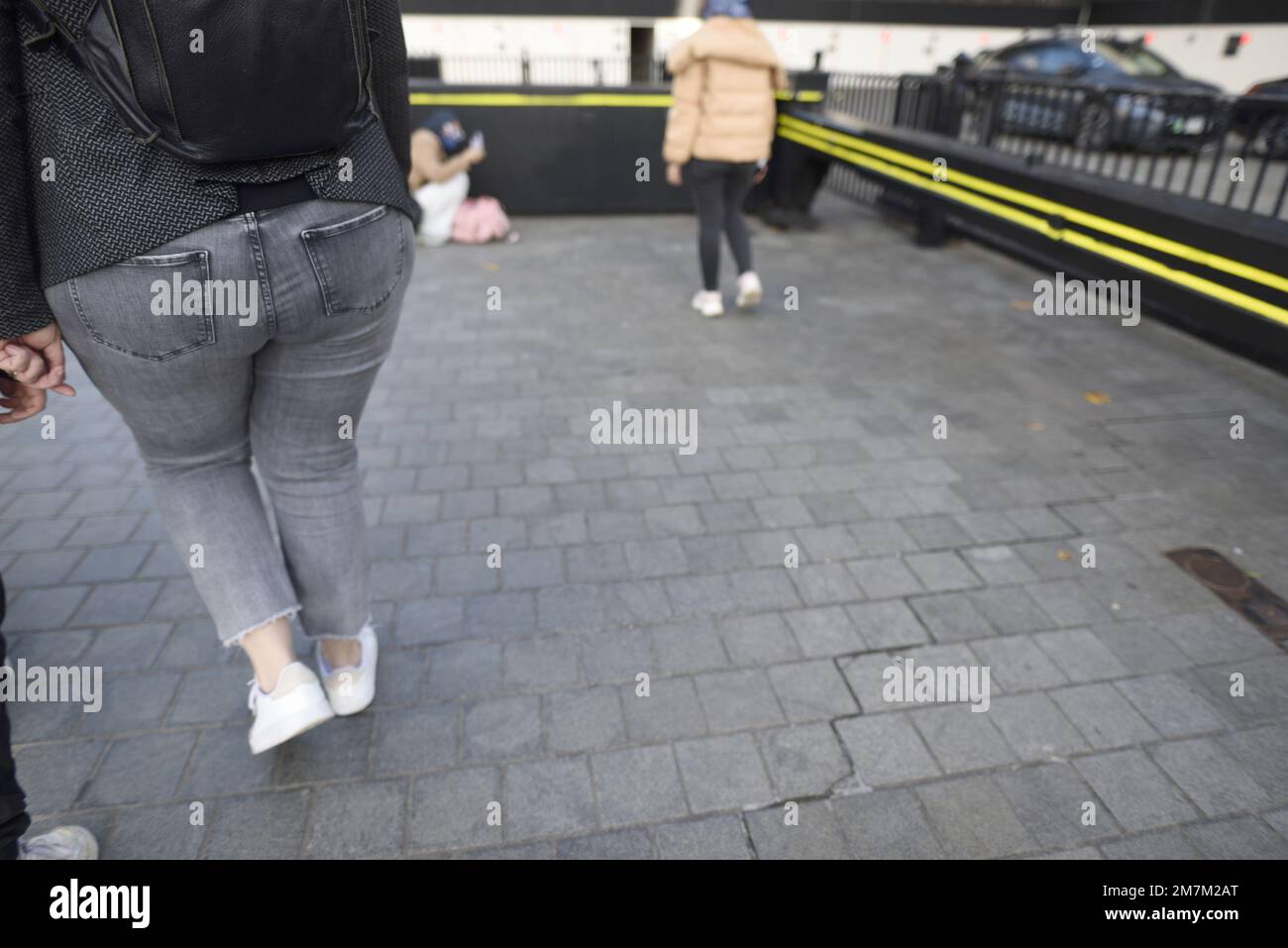 London, England, UK. Overwieght anonymous woman wearing jeans Stock Photo