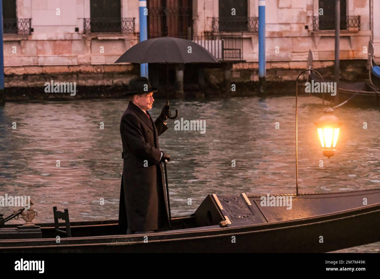Actor and director kenneth Branagh during the filming of "Haunting in Venice." Venice, Italy, January 9, 2023. Stock Photo