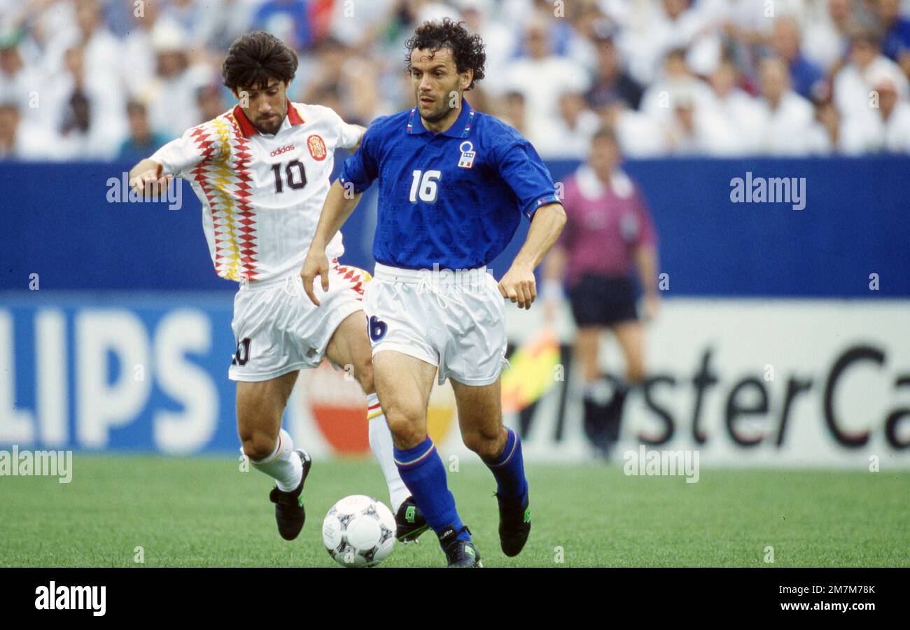 Roberto donadoni 1994 hi-res stock photography and images - Alamy