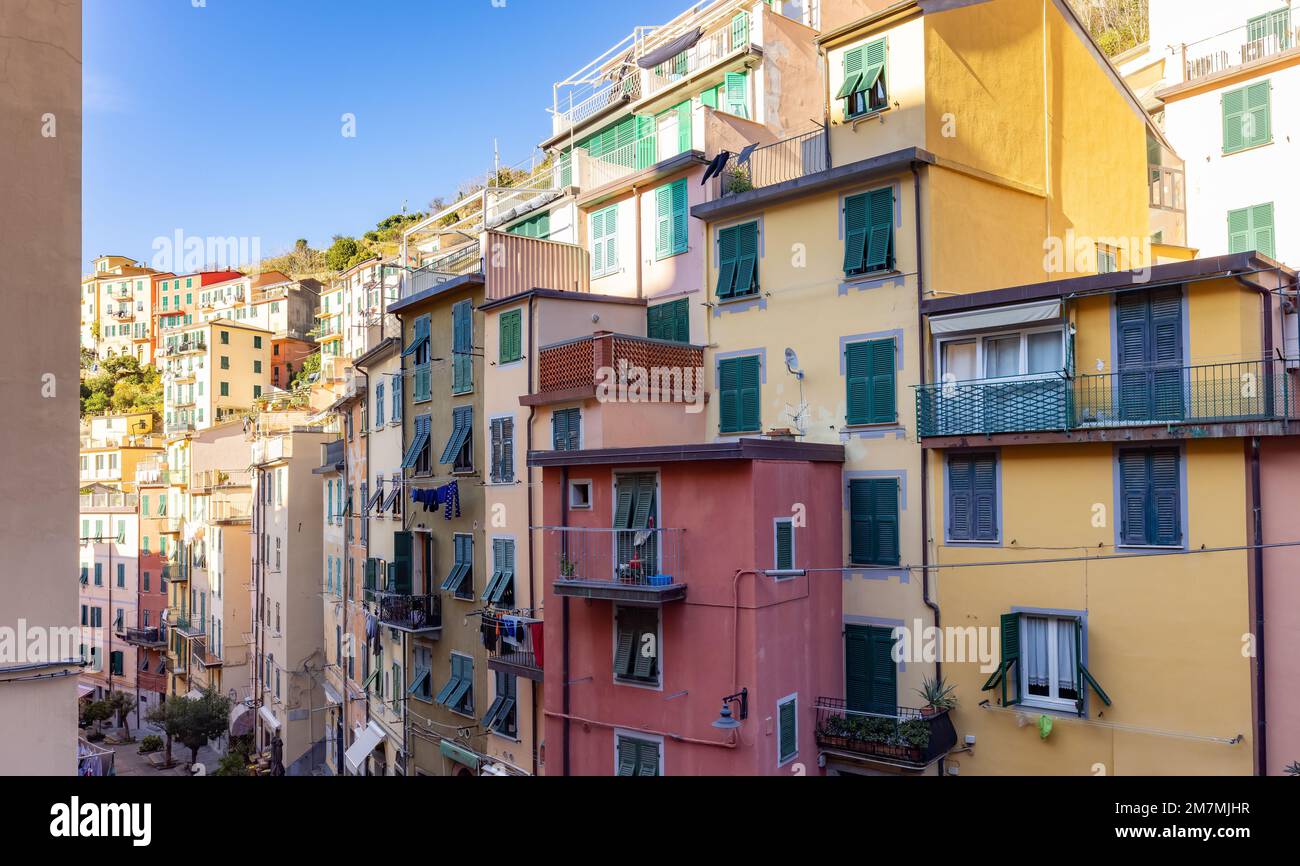 Colorful apartment homes in Riomaggiore, Italy. Cinque Terre Stock