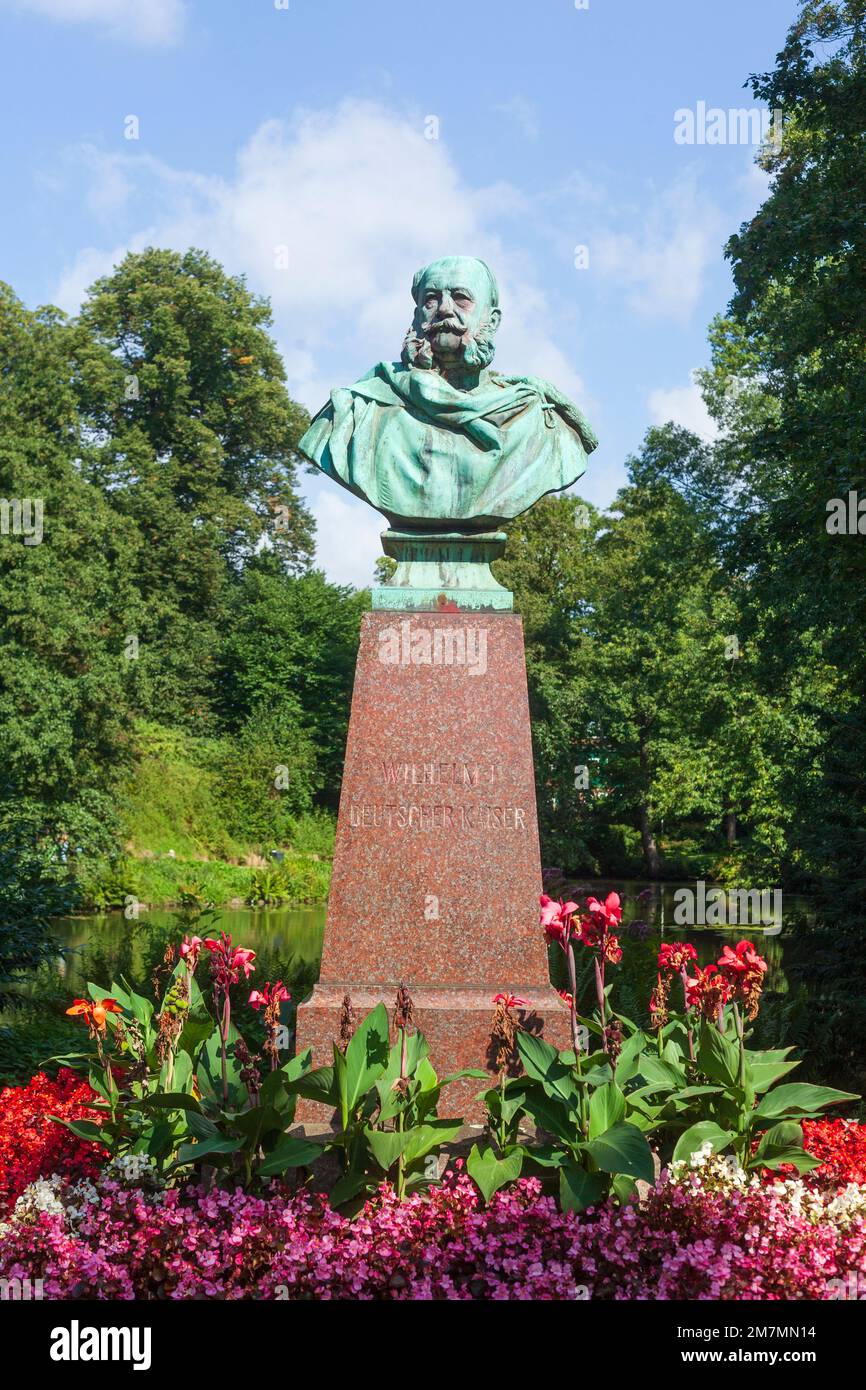 Bust of Emperor Wilhelm I at KaiserWilhelmPlatz, Bergedorf Castle