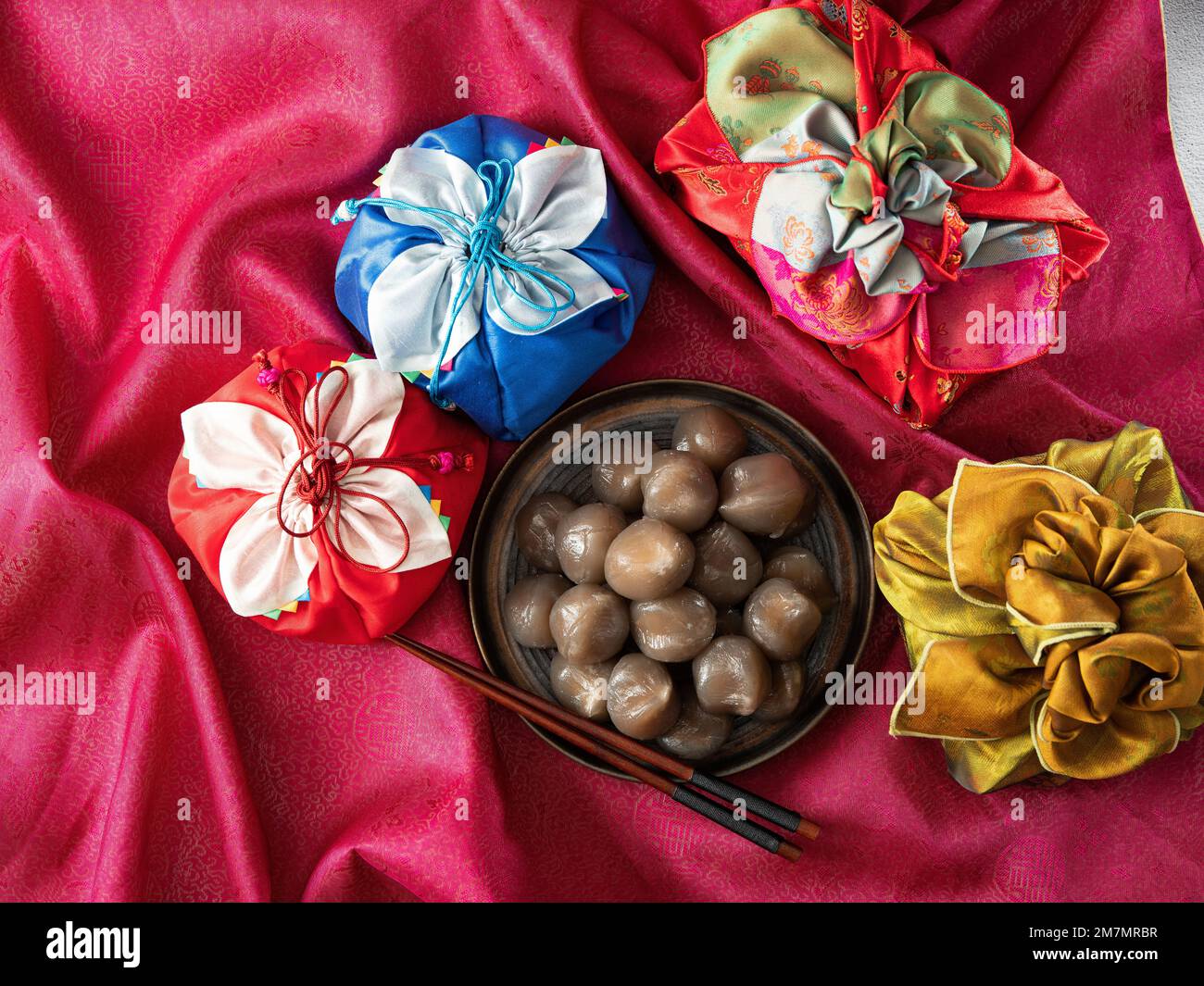 Korean traditional food rice cake Stock Photo - Alamy