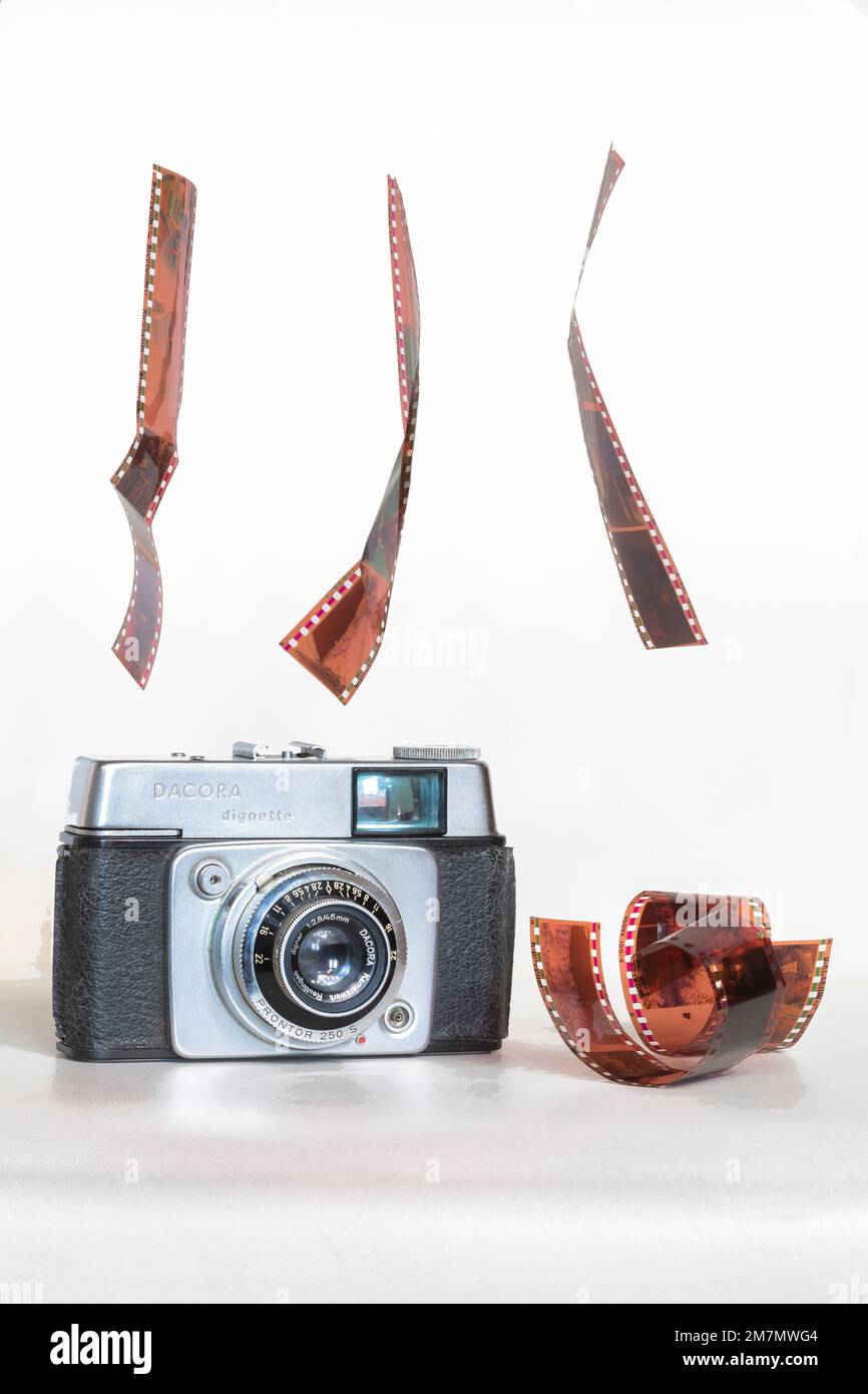 old fashioned analog film camera, vintage photographic equipment Stock Photo Alamy