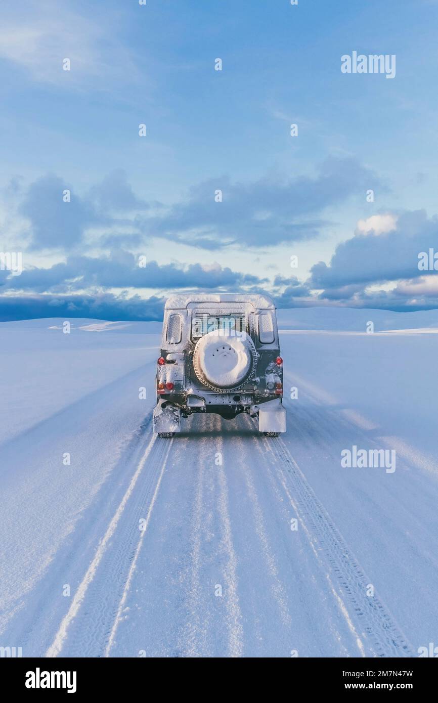 With Landrover Defender through Norway, 4x4, fourwheel drive Stock Photo Alamy