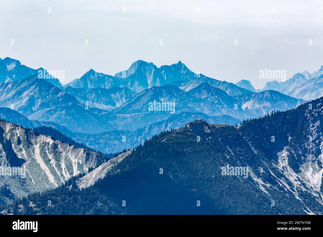 View from Wendelstein to Wetterstein mountains, Raffelspitze, 2323 m, Hochkarspitze, 2482 m, Wörner, 2476 m, Bayrischzell, Upper Bavaria, Bavaria, Germany, Europe Stock Photo