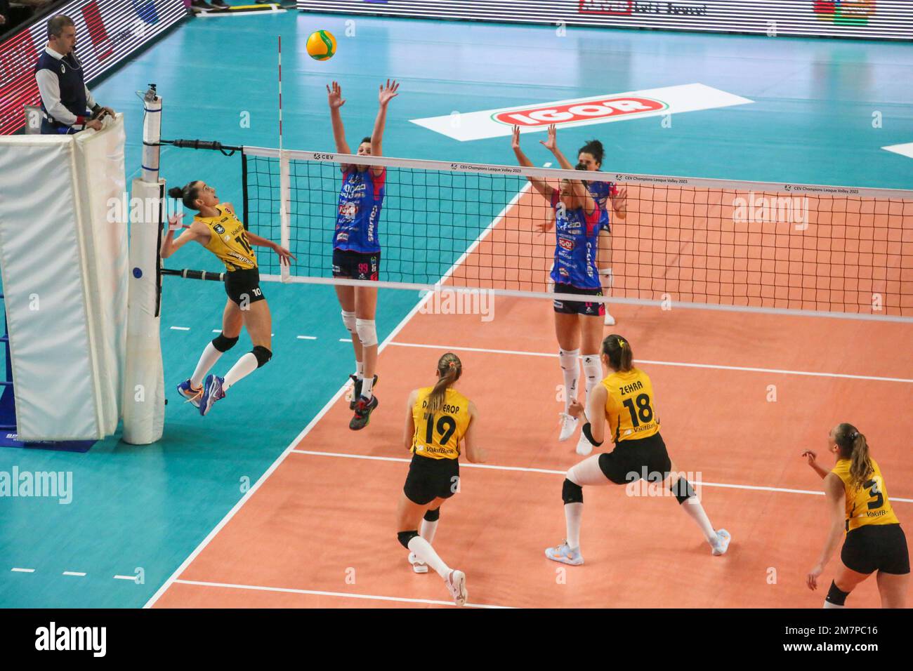 Novara, Italy, January 10, 2023, Spike of Gabriela Guimarães during the