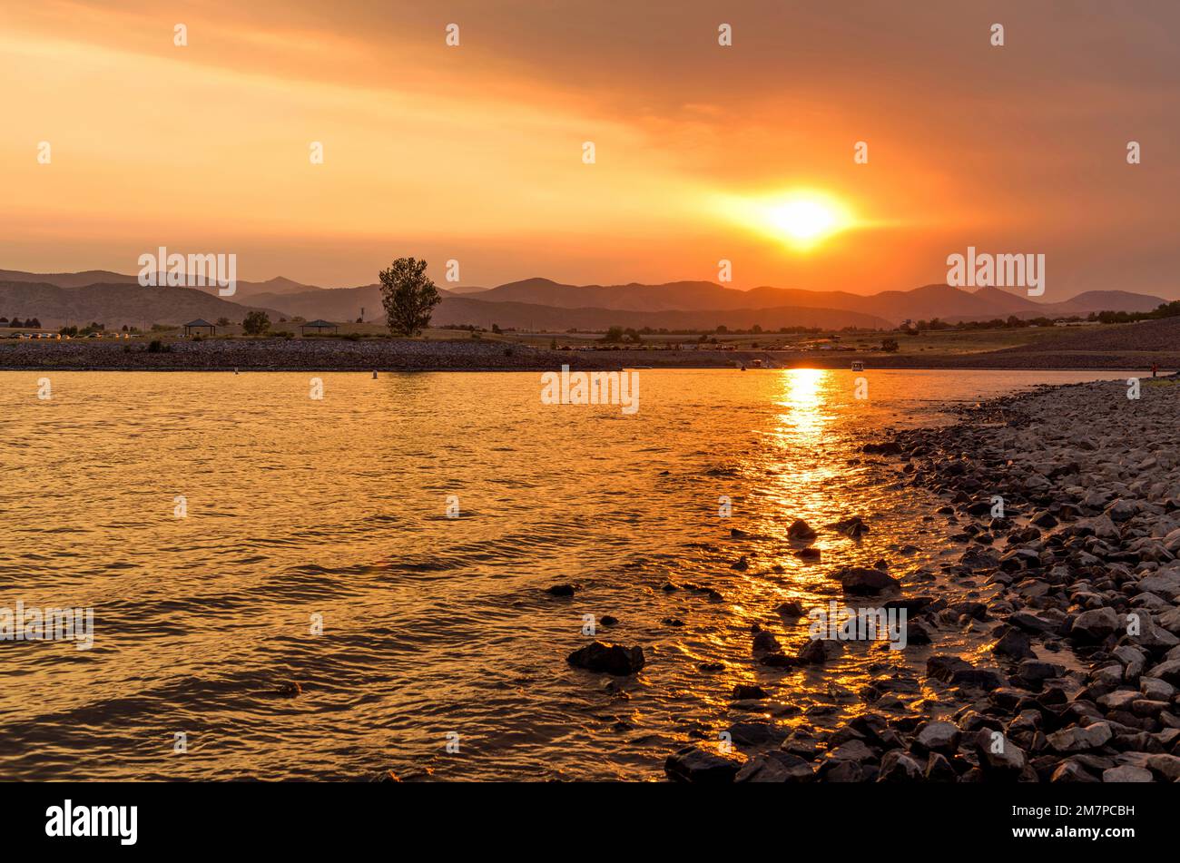 Water surface thick smoke hi res stock photography and images Alamy Water surface thick smoke hi res stock photography and images Alamy