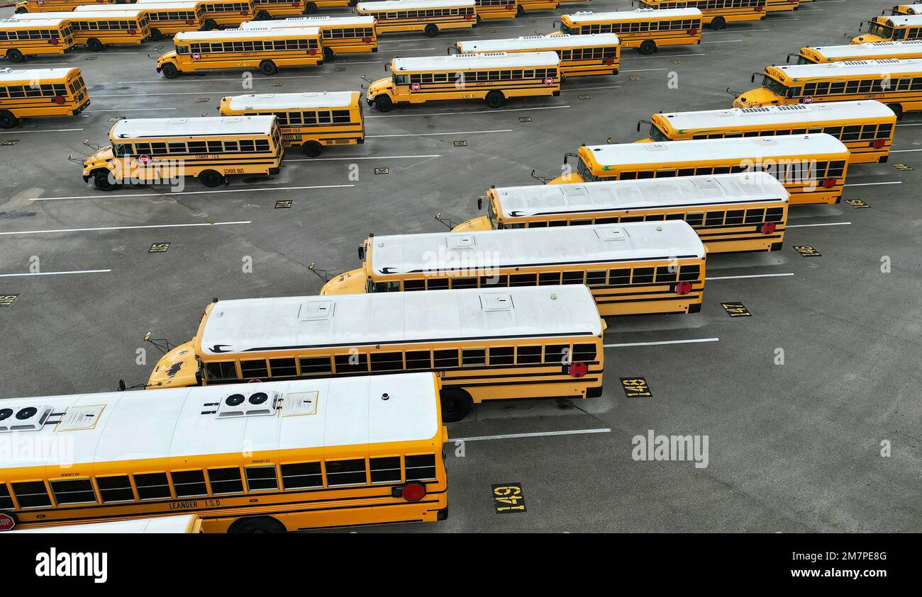cedar-park-texas-usa-23rd-aug-2022-the-leander-isd-bus-barn-at
