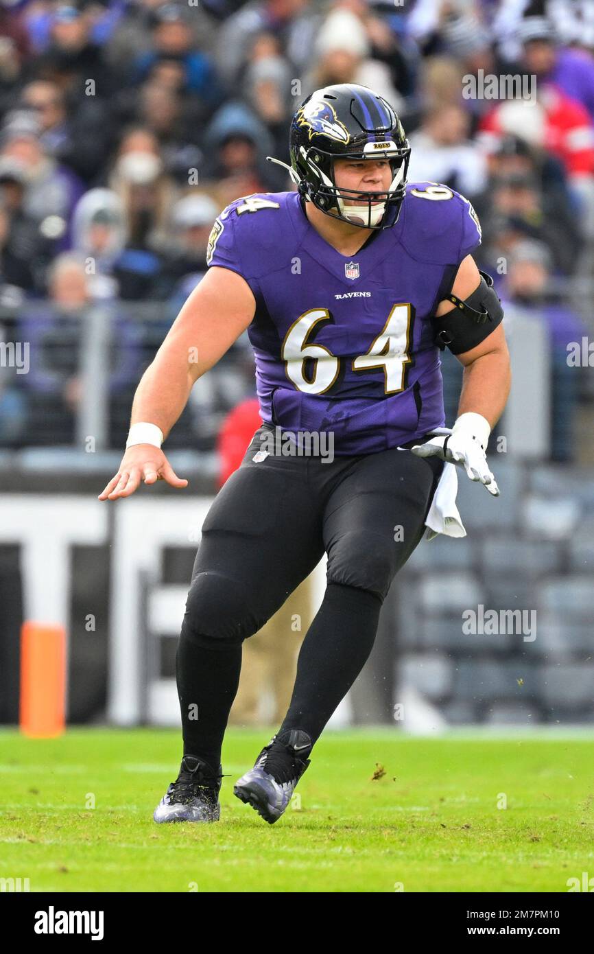 Baltimore Ravens center Tyler Linderbaum (64) in action during the first  half of an NFL football game against the Denver Broncos, Sunday, Dec. 4,  2022, in Baltimore. (AP Photo/Terrance Williams Stock Photo - Alamy