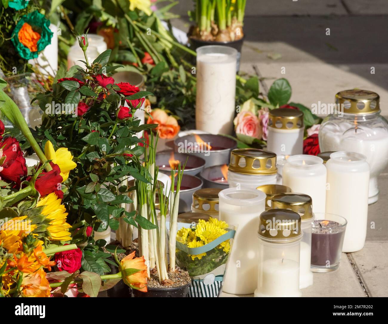 Terror in the street hi-res stock photography and images - Alamy