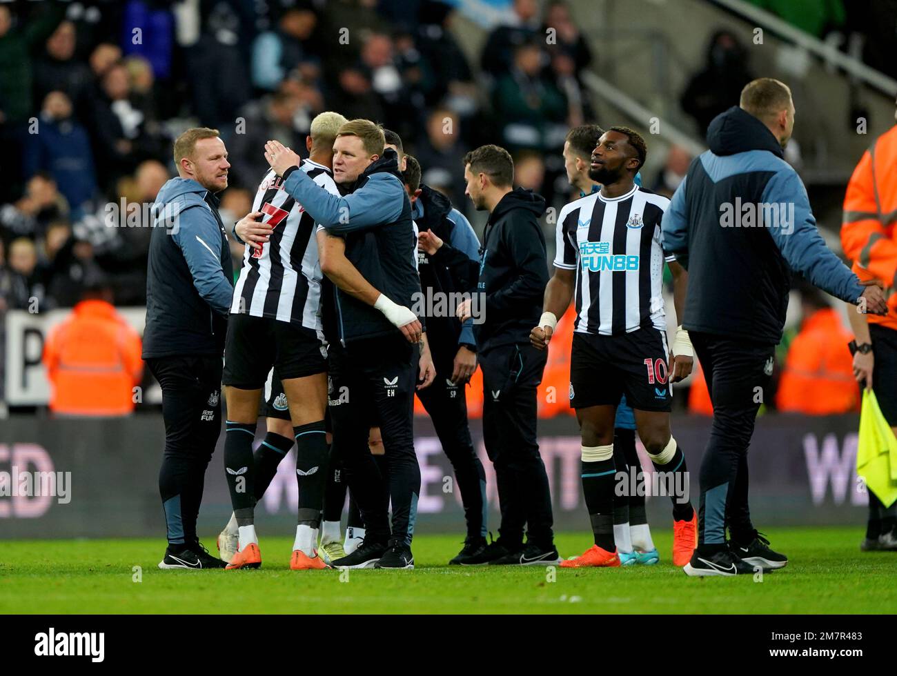 Newcastle United manager Eddie Howe hugs Joelinton at the end of the ...