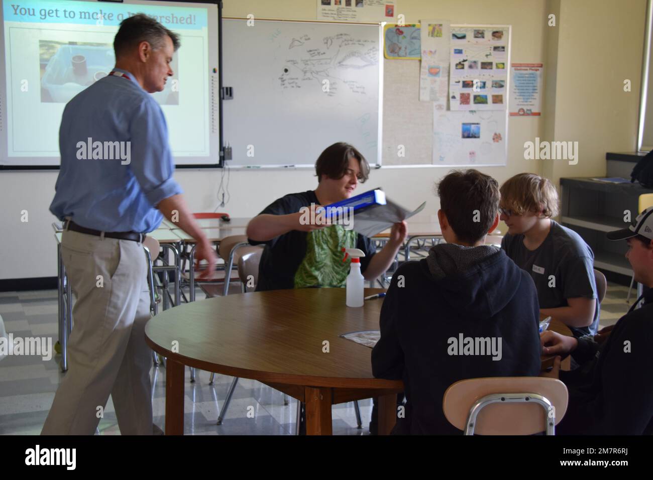 U.S. Army Corps of Engineers, Buffalo District Leadership Development Program I participants perform a hands-on demonstration to educate local high school students about watersheds and how Corps of Engineers' careers and projects can play a role in watersheds, May 11, 2022. Stock Photo