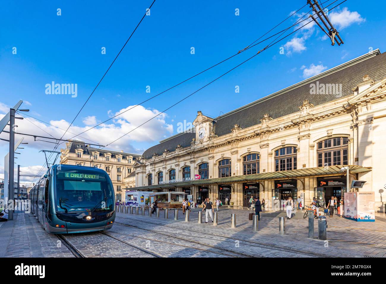 Train station bordeaux city hi-res stock photography and images - Alamy