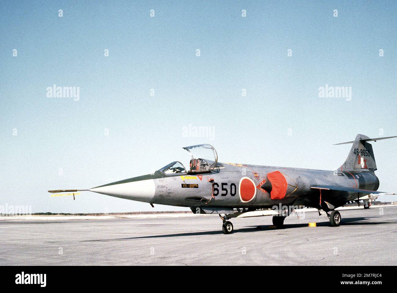 F 104j starfighter aircraft hi-res stock photography and