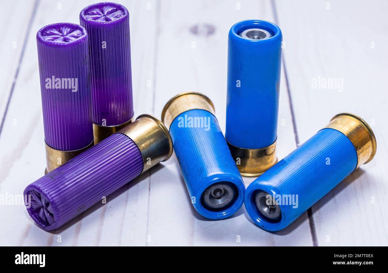 12 gauge shotgun shells hires stock photography and images Alamy