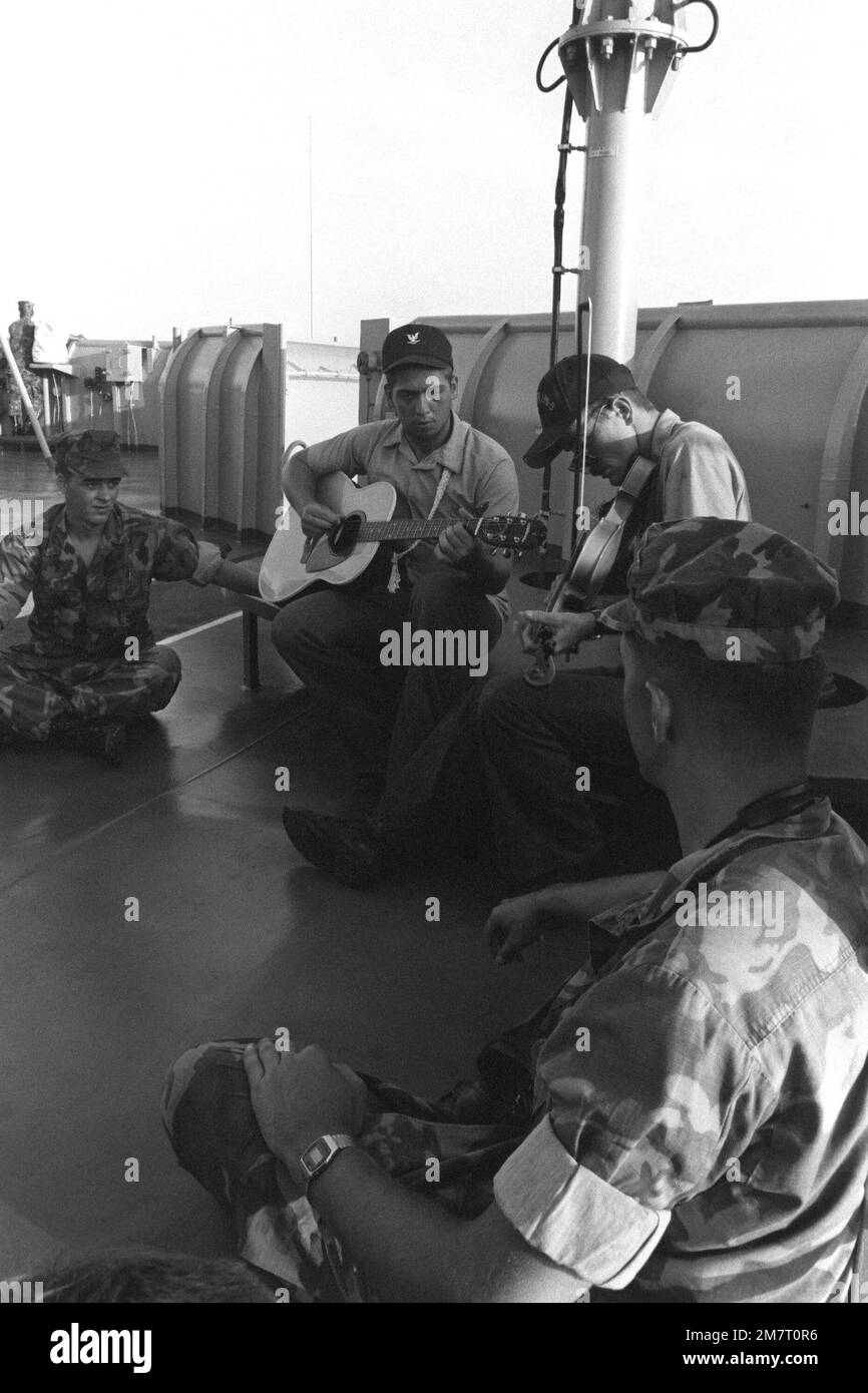 Play Bluegrass Music