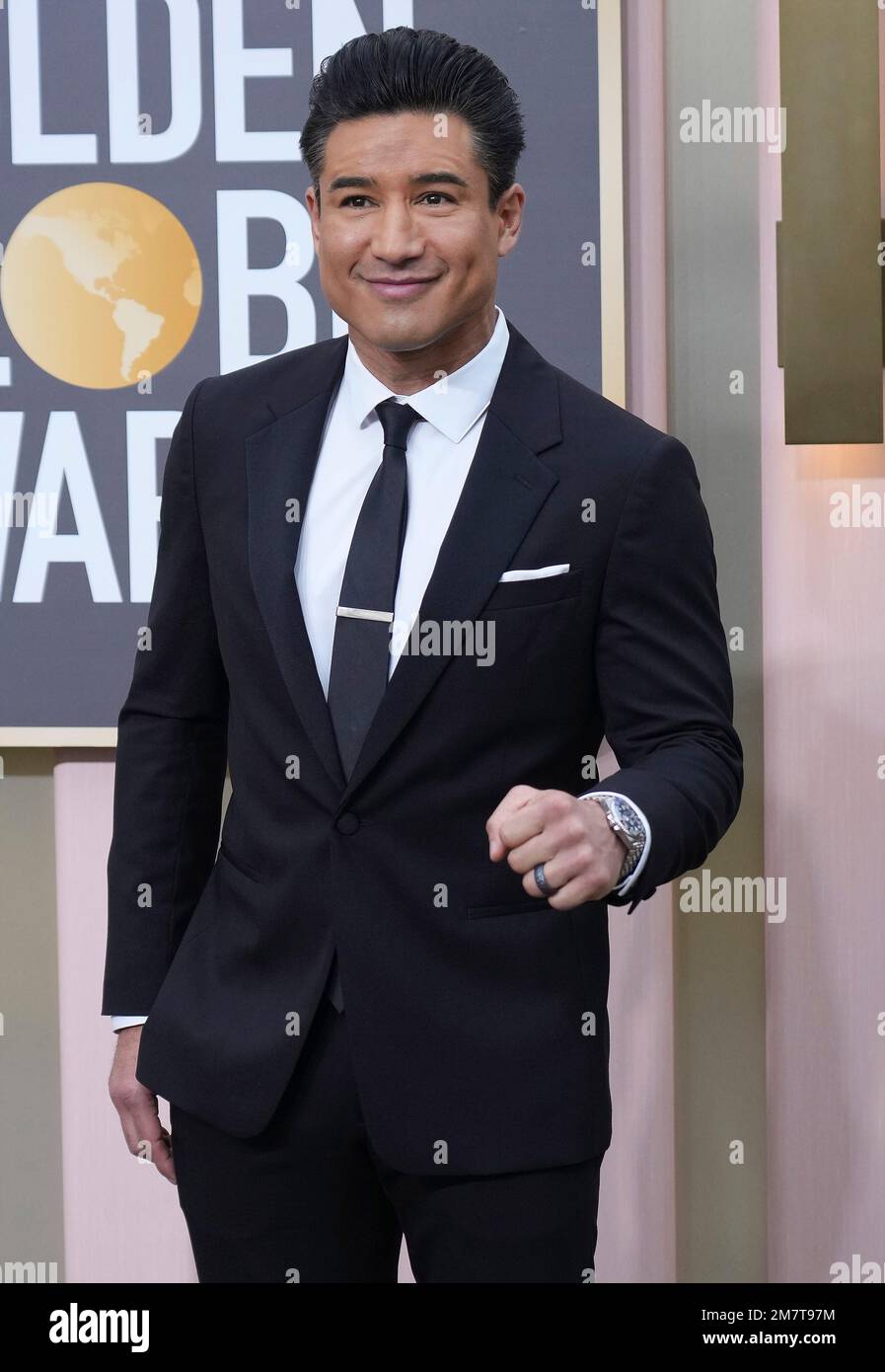 Los Angeles, USA. 10th Jan, 2023. Mario Lopez arrives at the 80th