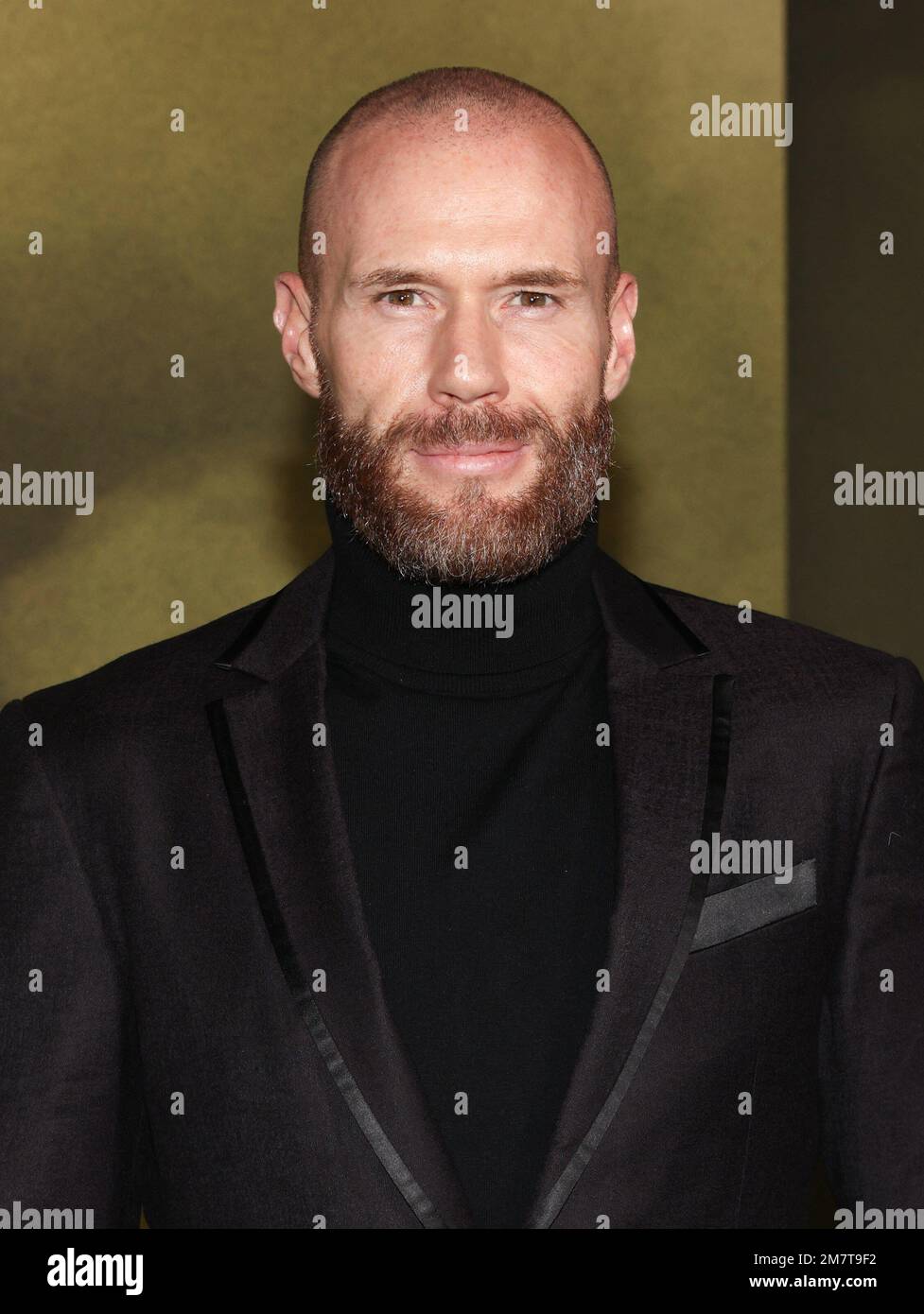 New York, NY, USA. 10th Jan, 2023. Oliver Trevena at arrivals for PLANE