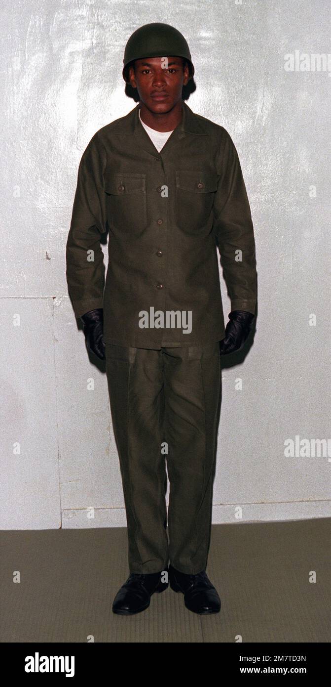 World war ii marine uniform hi-res stock photography and images
