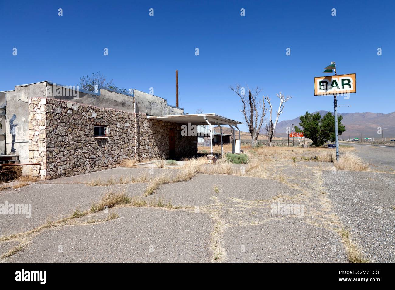 Roadside bar along US 95 in Paradise Hill, Nevada Stock Photo Alamy