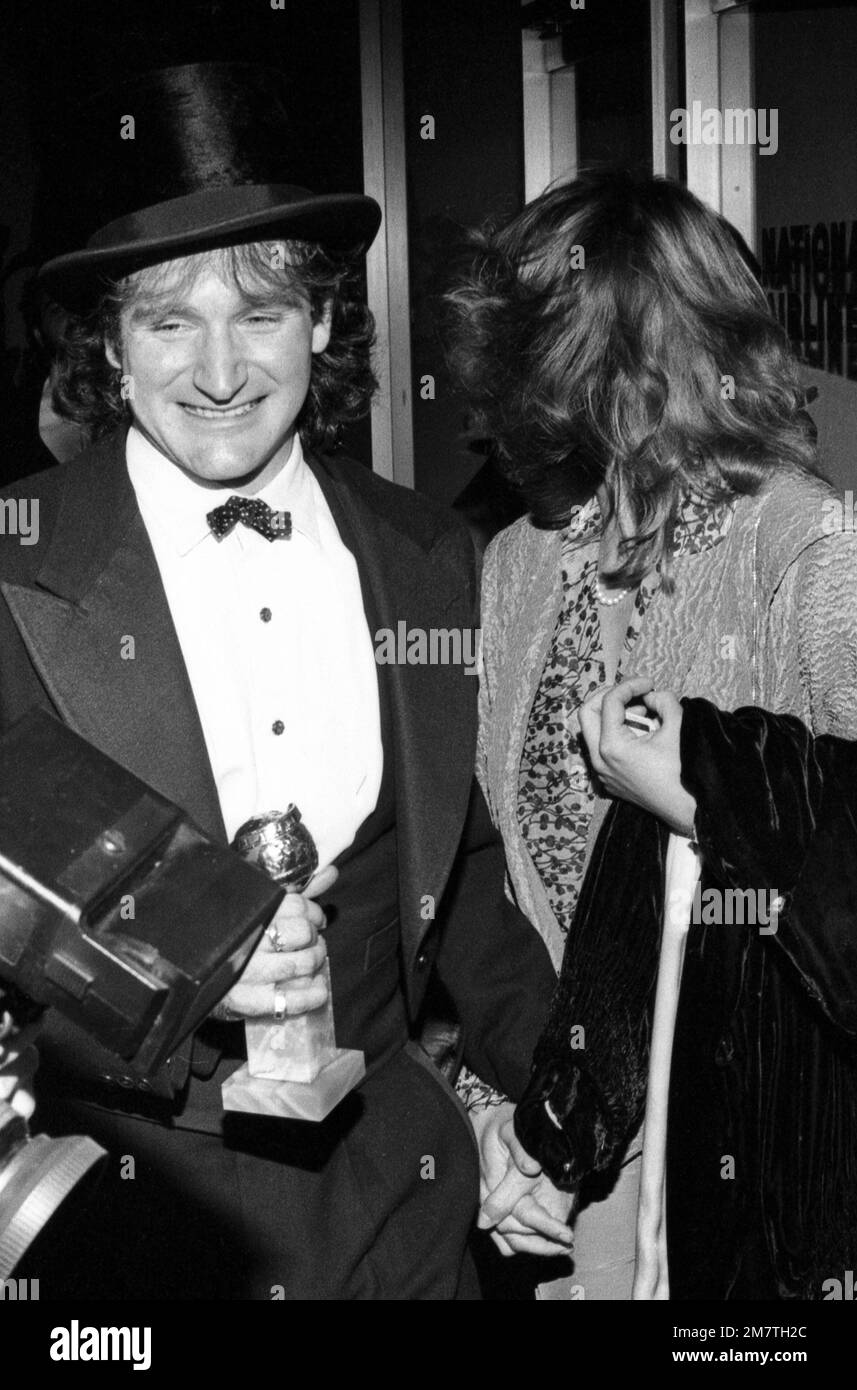 Robin Williams and Valerie Velardi at the 36th Golden Globe Awards at