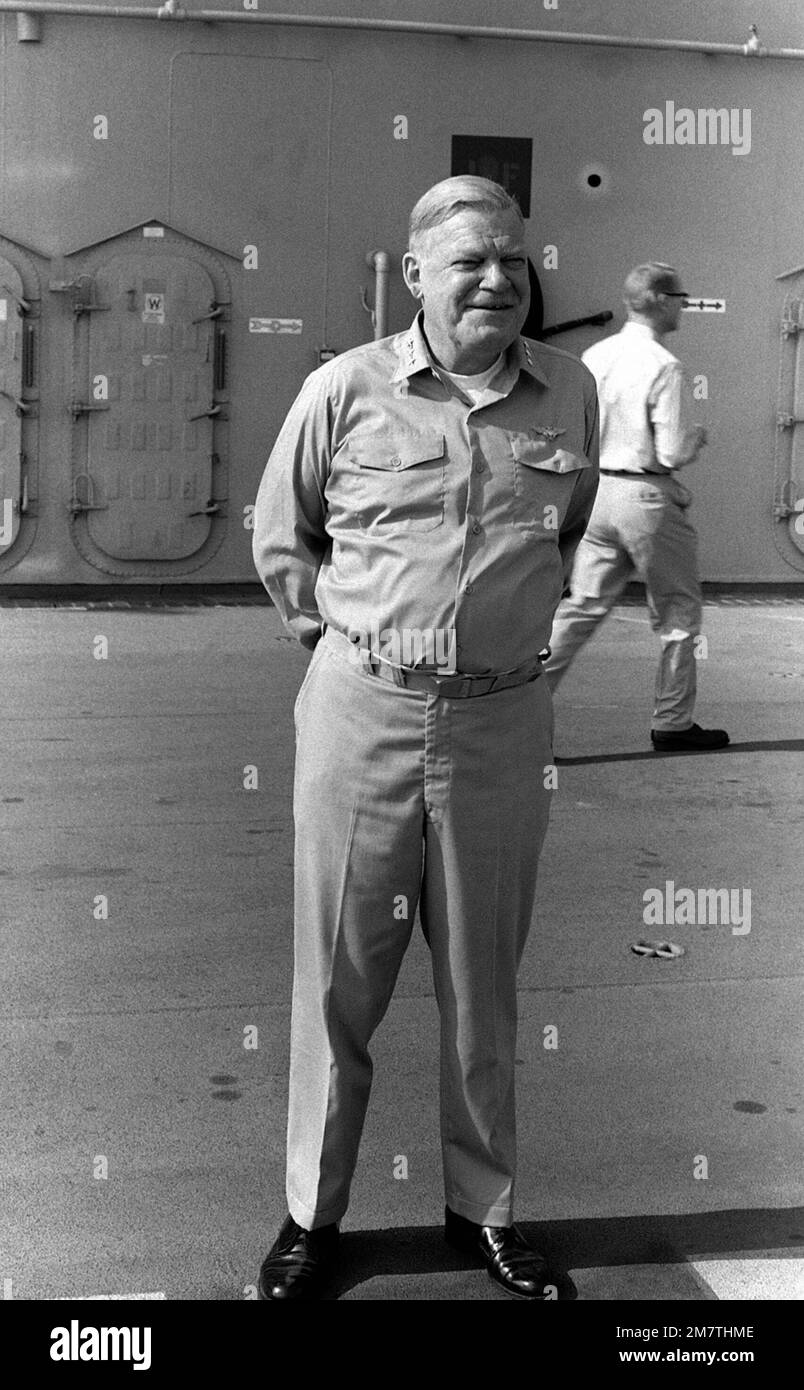 A character actor plays a vice admiral during a scene from the movie 'Winds of War' taking place aboard the amphibious assault ship USS PELELIU (LHA 5). The PELELIU is being used to simulate a World War II aircraft carrier. Base: Long Beach State: California (CA) Country: United States Of America (USA) Stock Photo