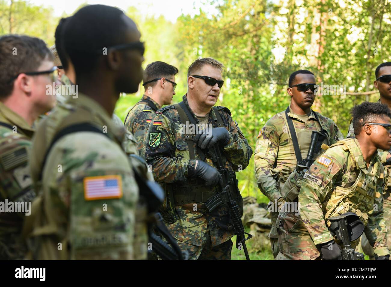 U.S. Soldiers with Regimental Engineer Squadron (RES), 2nd Cavalry ...