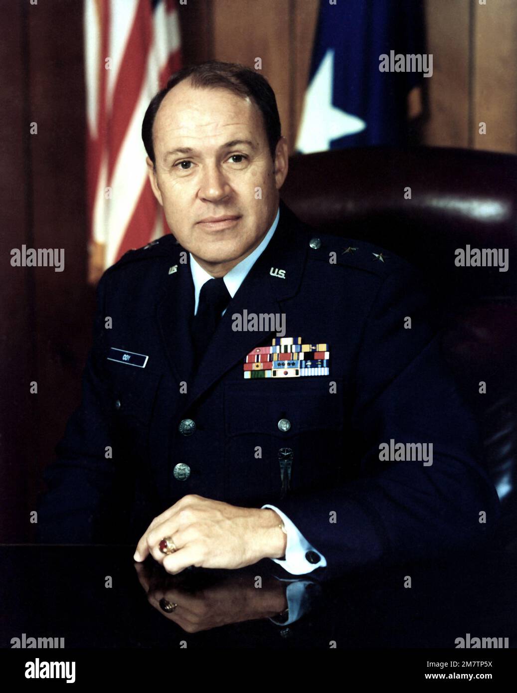Usaf personnel portrait hi-res stock photography and images - Alamy